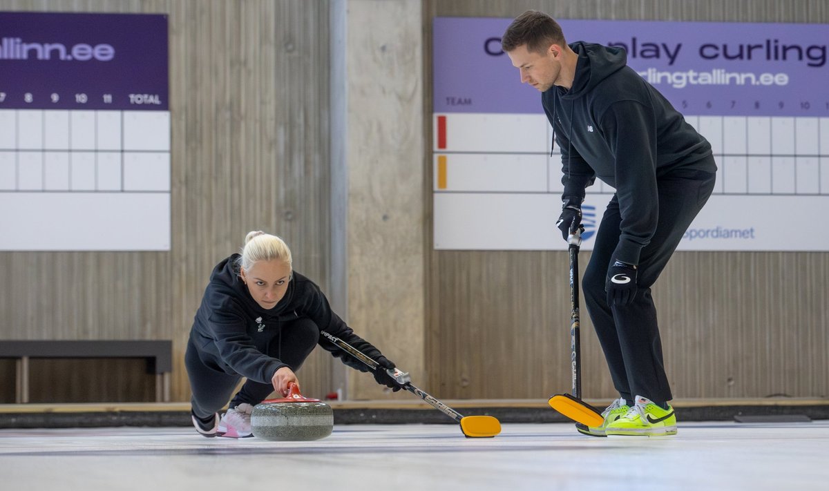 Marie Kaldvee ja Harri Lill Tondiraba jäähallis toimunud MM-i eelsel treeningul.