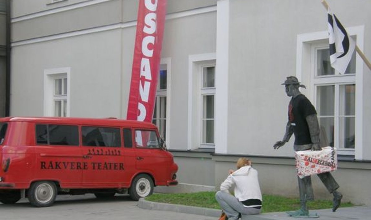 Laupäevani kestab Rakveres rahvusvaheline teatrifestival Baloscandal 2008.