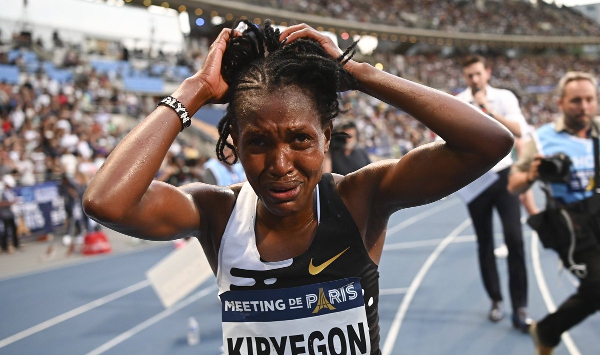 Faith Kipyegon hoiab enda nimel nüüdsest kaht maailmarekordit.