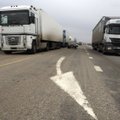 Vene smugeldajad remontisid piiri lähedal maantee, et Euroopa toitu paremini sisse vedada