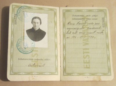 PÄRNUMAA TALUPERENAINE: Marie Korniti isikutunnistus.