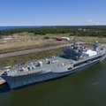 ФОТО: В Мууга прибыл американский военный корабль, оснащенный противоракетной системой