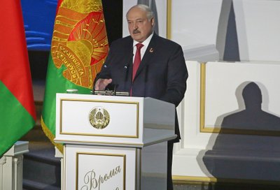 Valgevene valitseja Aljaksandr Lukašenka kuulutas aprilli lõpus ülevalgevenelisel rahvakogul esinedes muu hulgas, et Poolat ja Balti riike muudetakse eesmärgipäraselt NATO platsdarmiks.