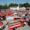 FOTOD | Järva-Jaani tuletõrje tähistas sünnipäeva suursuguse tehnikaparaadiga