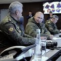 Путин улыбается и шутит на учениях „Восток-2022“ вдалеке от войны с Украиной 