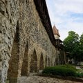 Milline võiks olla parim lahendus Tallinna vanalinna müüri ja tornide valgustamiseks?
