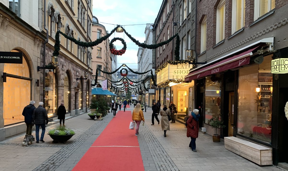Stockholmi tänavad on inimestest üsna tühjad.