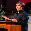 VIDEO | Tartu ülikooli rahvusmõtte auhinna pälvis luuletaja Viivi Luik