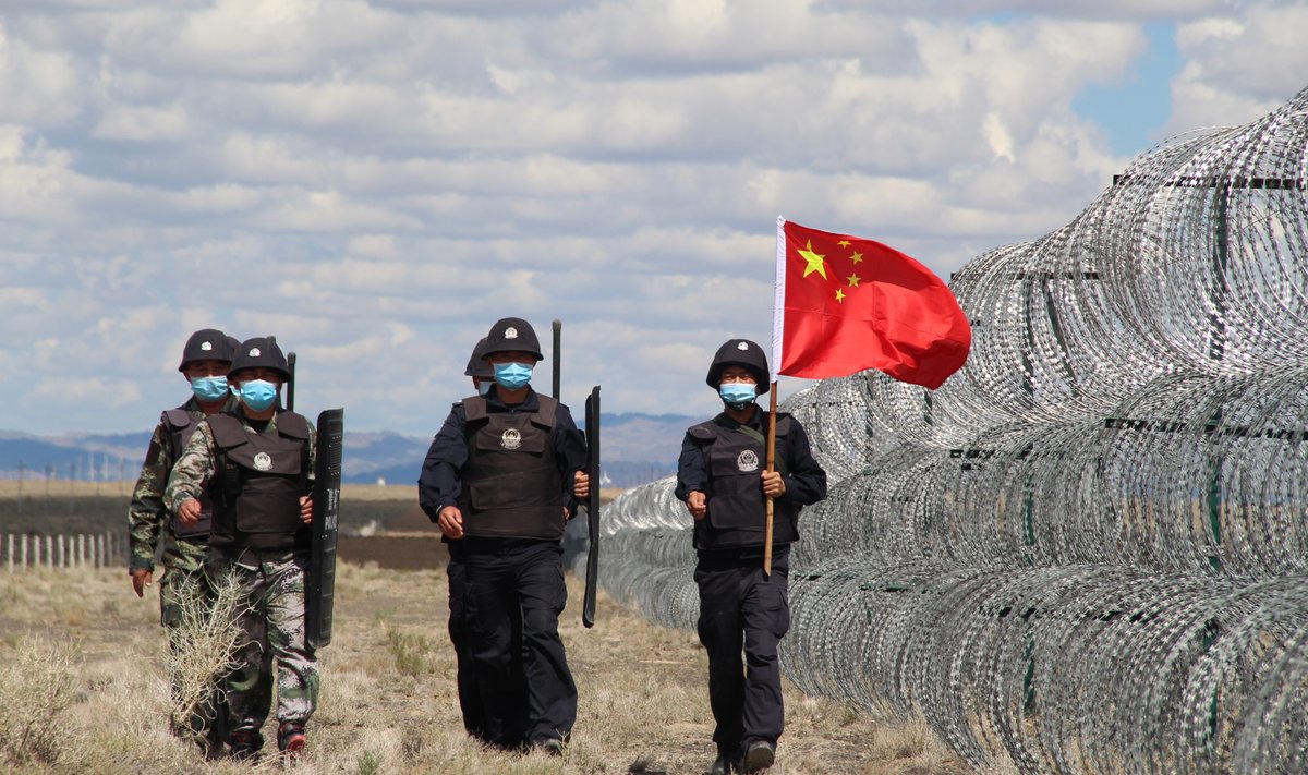 Hiina politsei patrullis möödunud nädala lõpul Xinjiangis. Uiguuridega ümberkäimine on tõmmanud Pekingile rahvusvahelise kogukonna kriitika.