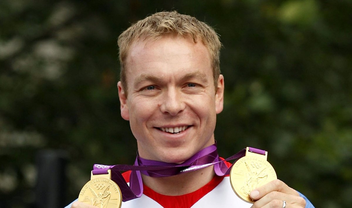 Chris Hoy 2012. aasta Londoni olümpia kuldmedalitega.