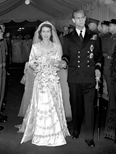 Elizabeth ll ja prints Philip oma pulmapäeval.