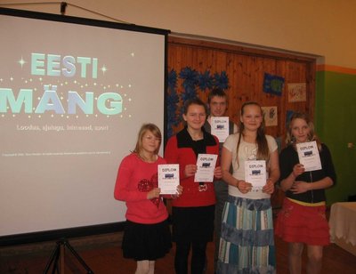 Eesti Vabariigi aastapäeva eel korraldatud viktoriini võitjad.