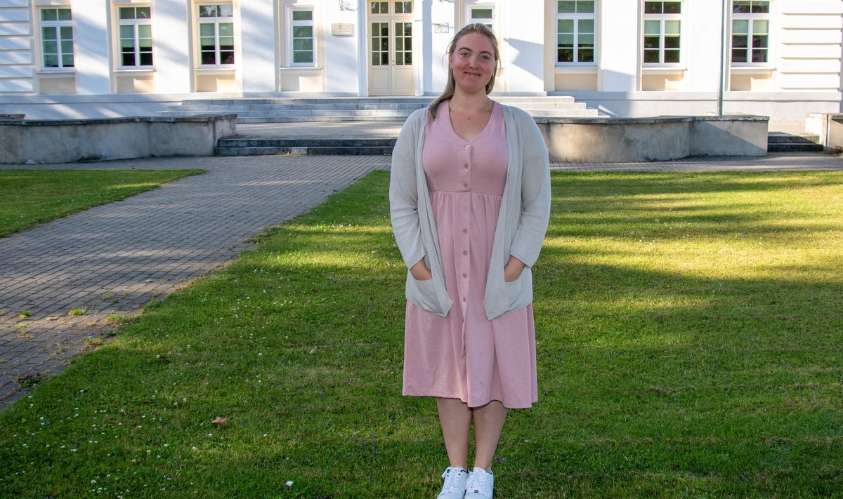 Loodushuvilist Airiin Lingi vaimustas Karolinska ülikooli biomeditsiini eriala. Rootsis laialt leviva koroonaviiruse tõttu läheb ta sügisest Eesti maaülikooli keskkonnakaitset õppima.