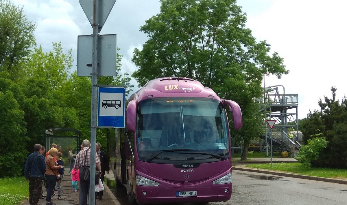 Narva bussipeatus