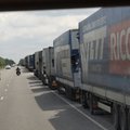 Теперь водители грузовиков пересекают границу в Нарве с одной остановкой