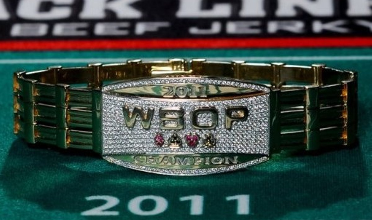 2011. a WSOP põhiturniiri kullast käevõru. Foto: WSOP