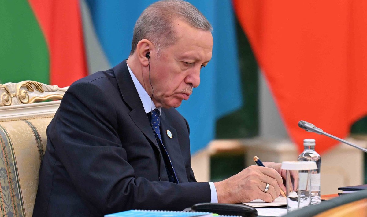 Recep Tayyip Erdoğan 3. novembri Kasahstani visiidil