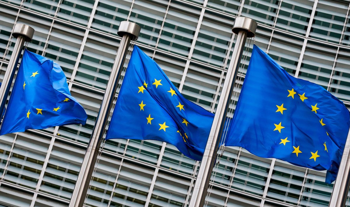Euroopa Liidu lipud. Euroopa Komisjoni peahoone ees.