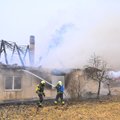 ФОТО | Под утро воскресенья полностью сгорел жилой дом