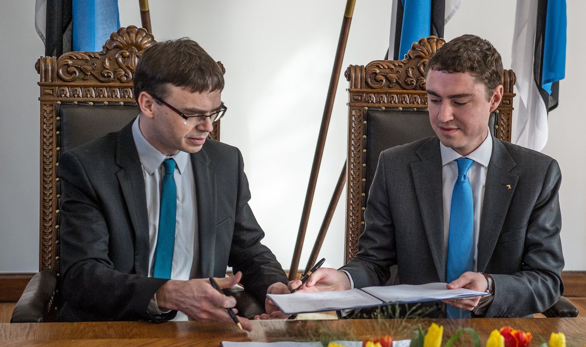 Koalitsioonilepingu allkirjastamine Toompeal