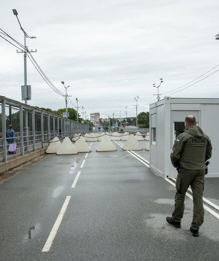 На пограничном пункте в Нарве по состоянию на июль было выявлено 3 194 нарушения 