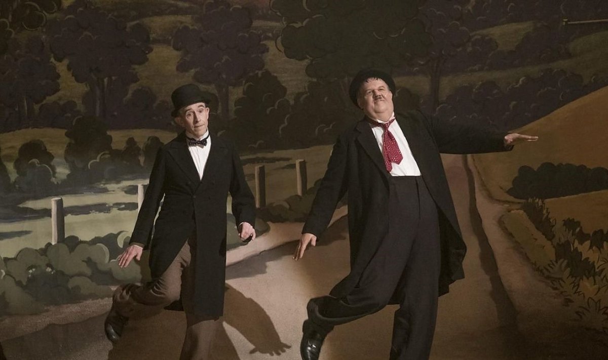 KUULUS KOOMIKUTEPAAR: Stan Laurel (Steve Coogan, vasakul) ja Oliver Hardy (John C. Reilly).