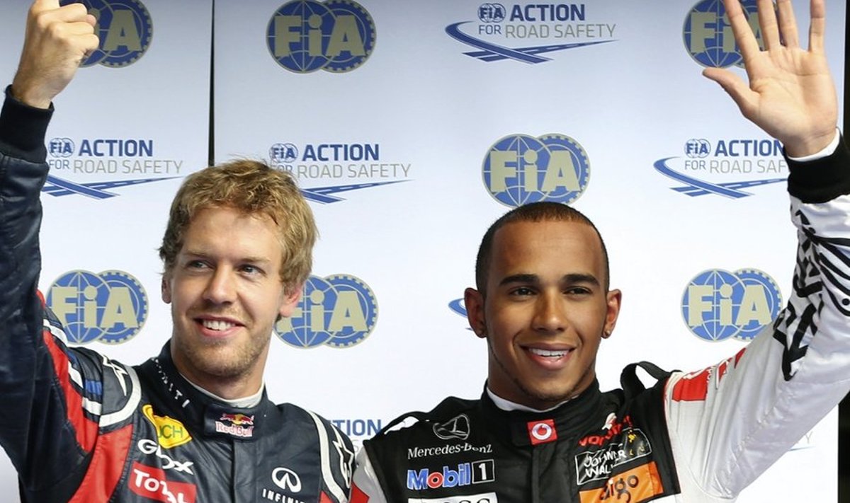 Sebastien Vettel, Lewis Hamilton, vomrel 1