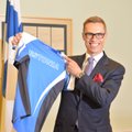 Helsingin Sanomat: kui maailmas surrakse, juubeldab Soome peaminister Twitteris Joroineni triatloni lõpuaja üle