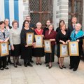 Tallinna parimaid arstid ja õed said raekojas tänukirjad