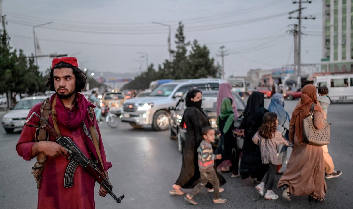 Talibani võitleja Afganistani pealinnas Kabulis.