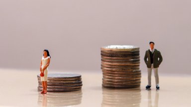 TAGATUBA | Ministri loogikahoog: palgalõhet saaks vähendada naisi tööturult eemaldades