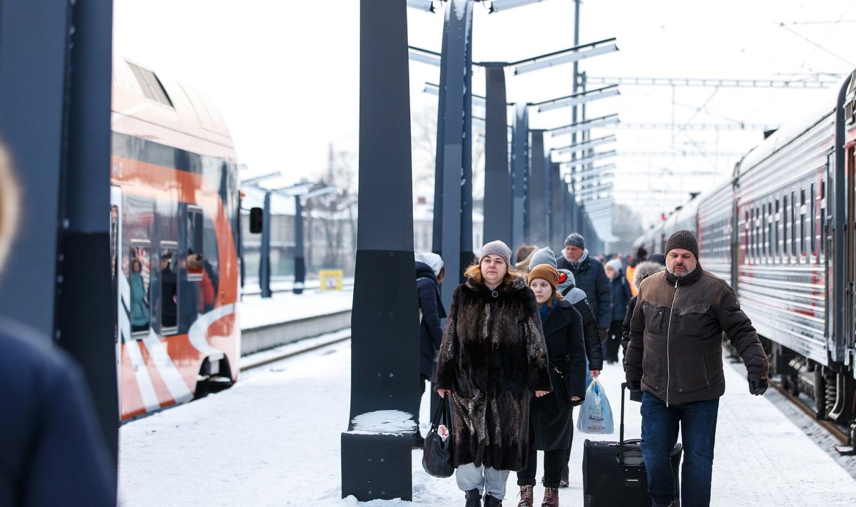 Vene turistide saabimine Tallinnasse. Vene turistide arv vähenes detsembris aastatagusega võrreldes 6%.