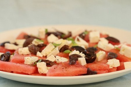 Kreeka arbuusisalat feta ja oliividega