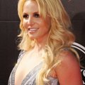 Britney Spearsile ei esitata töötaja ründamise eest süüdistust