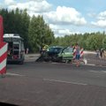 FOTOD | Jõgevamaal põrkasid kokku liinibuss ja sõiduauto, üks inimene sai raskelt viga, vigastatuid kokku kaheksa