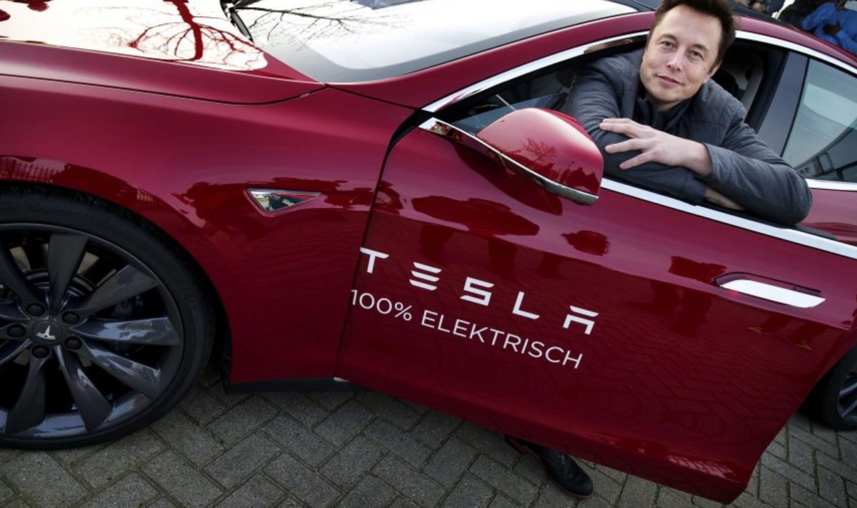 Elon Musk ja Tesla Model S