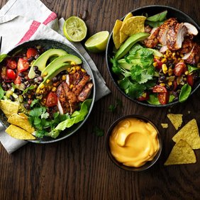 Takosalat kanaga