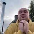 ВИДЕО | Поэт и нарвский волонтер: „Все ветви власти только рвут друг у друга кресла“ 