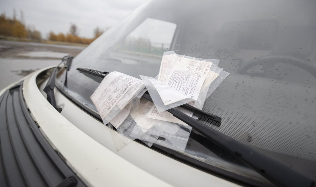 Tarbijavaidluste komisjon otsustas, et Soomes aegunud parkimistrahvi ei tohi Eesti maksehäireregistris avaldada.