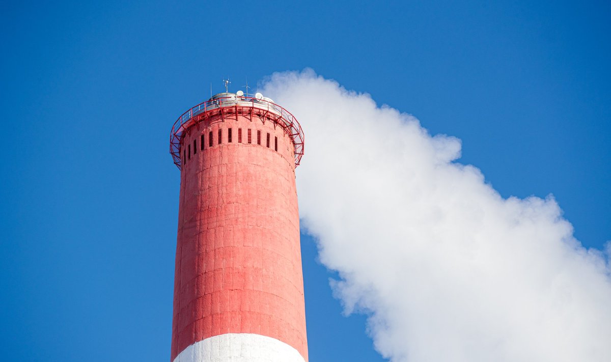 HAIHTUB ÕHKU: Eesti Energiaga sõlmitud lepingutest on raske välja saada, ent eksportida on töösturitel nendega raske. Pildil Iru elektrijaam.