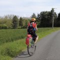 Как такое возможно? Француз проехал 3220 километров на одноколесном велосипеде, чтобы достичь Эстонии