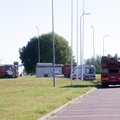 ФОТО: Неисправный компрессор заставил примчаться полдюжины пожарных машин