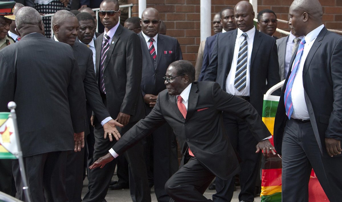Mugabe tervis on aastate jooksul tõsiselt tõrkunud