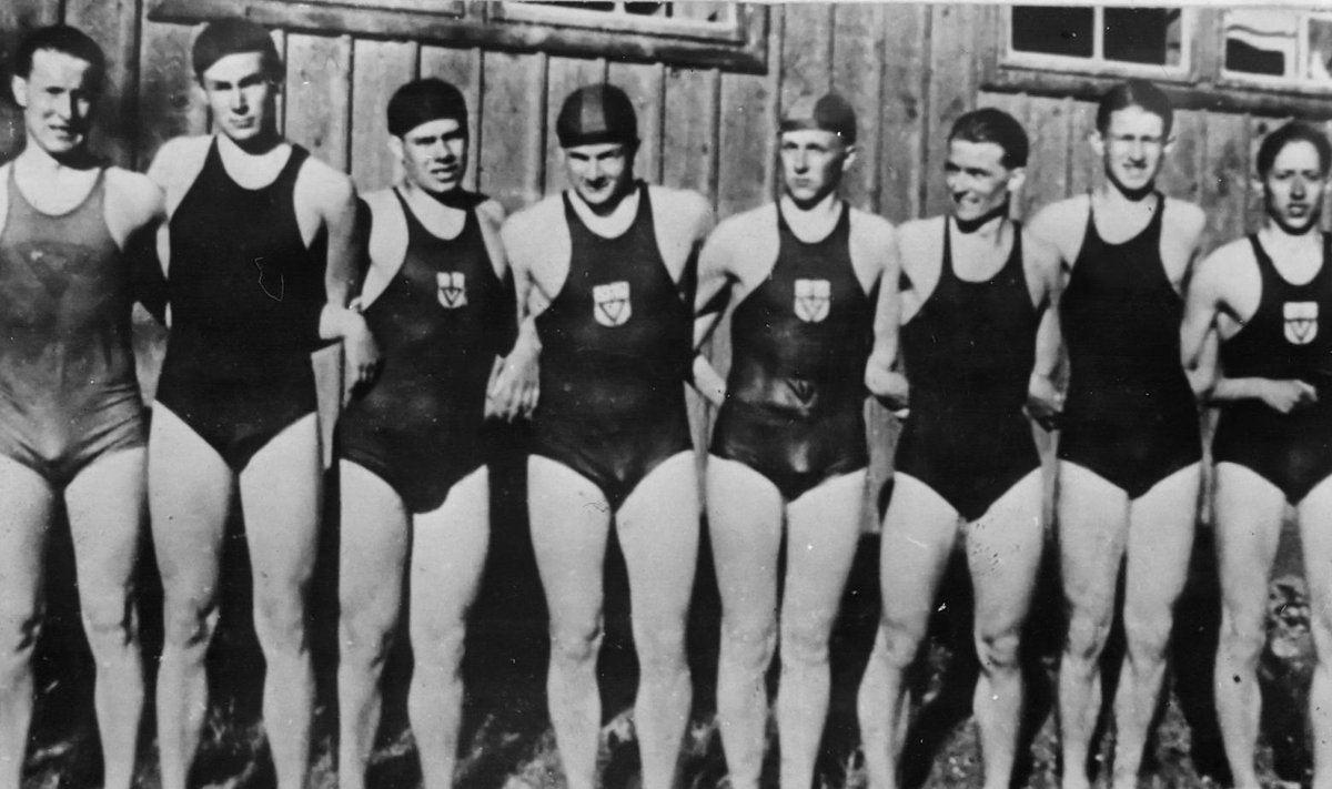 Noorte meeste kristliku ühingu teateujumismeeskond 1937. aastal, Georg Ots on vasakult teine.