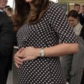 Kate Middleton näitas oma beebikõhtu