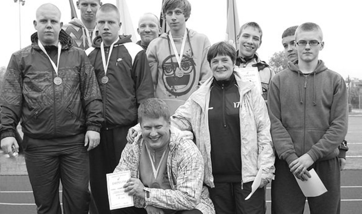 Tapa vald võitis Kõrvemaa XXV suvemängude karika (Foto: nagi.ee/photos/ralliku)
