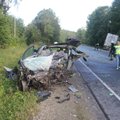 DELFI FOTOD: Tallinna-Tartu maanteel hukkus rängas liiklusõnnetuses naine