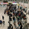 Миллионы испорченных отпусков: в аэропортах по всему миру очереди и отмены сотен рейсов. Что происходит?
