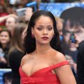SUUR STIILIMUUTUS: Rihanna värvis juuksed türkiissiniseks