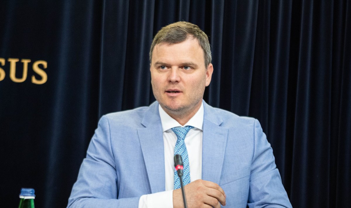 VÕITJA: Valitsuse kodurahu huvides sai Elroni valitsejaks regionaalminister Madis Kallas.